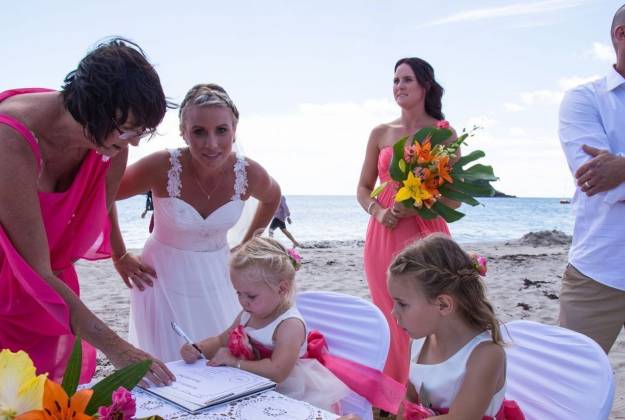 Beach wedding with children Tairua